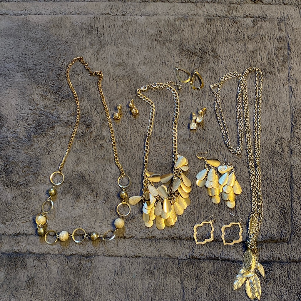 Gold Jewelry Lot